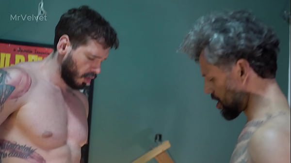Image Dread Hot gostosa sendo fodida por dois machos pauzudos / V&iacute_deo completo no XvideoRed ou Sheer