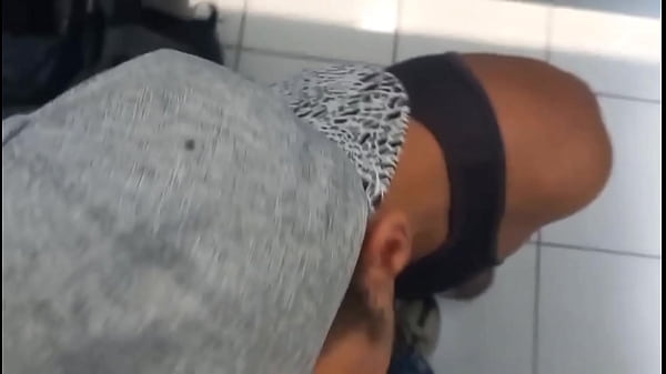 Image UM BELO EXEMPLAR DE PICA, PRETA, CHEIA DE VEIAS E MUITO DURA, ESSE E MUITO MAIS VOC&Ecirc_ V&Ecirc_ EM MEU CANAL, BORA??