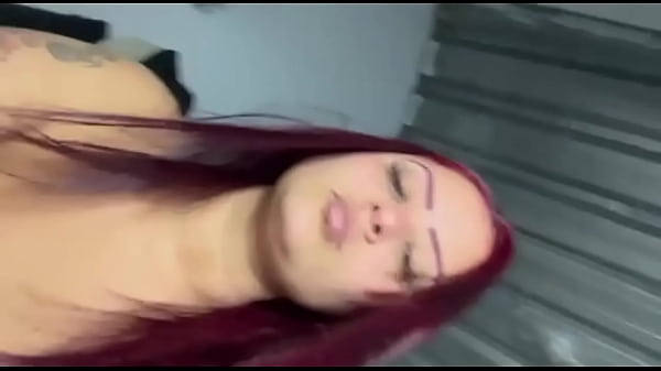 Image Video vazado da gostosa se arrumando