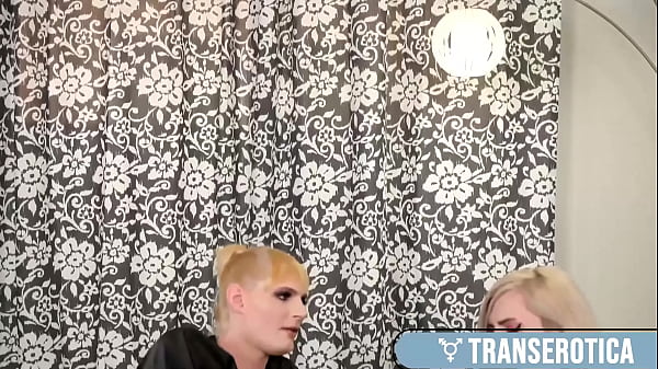 Image Big Dicked Blondes Nikki Lilith & Nikola Ophan Fuck Like Bunnies!
