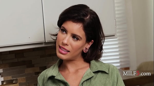 Image Crossing Lines When Family Gets Too Close - Jesse Pony, Victor Ray | MILF5