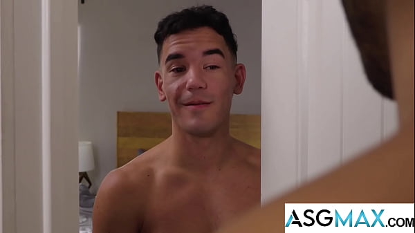 Image Tired Hunk Fucks Jock Roommie - JC Hunt, Vincent Grey