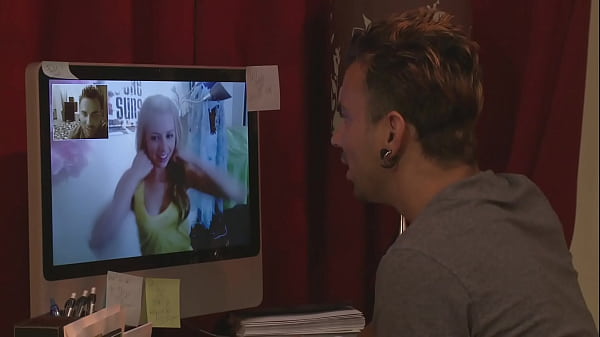 Image Blonde 18 Year Old Lexi Belle Fucks A Guy She Met Online