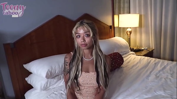 Image Mr. Brogan Fucks College Cunt! Gorgeous Gia Loves Huge Cocks!