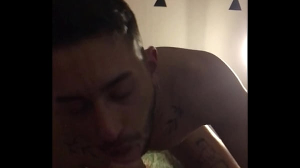 Image Pasivo bancador de big dick - big monster - saltando en la verga enorme a pelo - bareback- sem camishina - rompiendo el orto el hetero a pasivo trag&oacute_n bancador