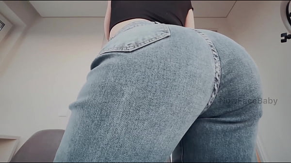 Image babe with big ass loves anal