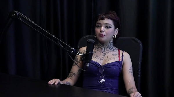 Image MELHORES MOMENTOS DA ANNIE CLEMENTINE NO PRELIMINARES PODCAST COM BIA HOT - PARTE 1 (WATCH ON: SHEER/RED)