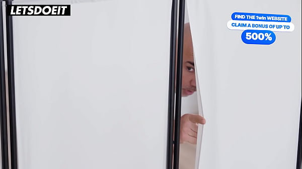 Image Cheating Step Mom Samie Duchamp Gets The Chance To Fuck Big Dick Masseur - LATINA MILF