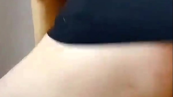 Image Barefoot Housewife gets fucked on the couch for five minutes / Homemade
