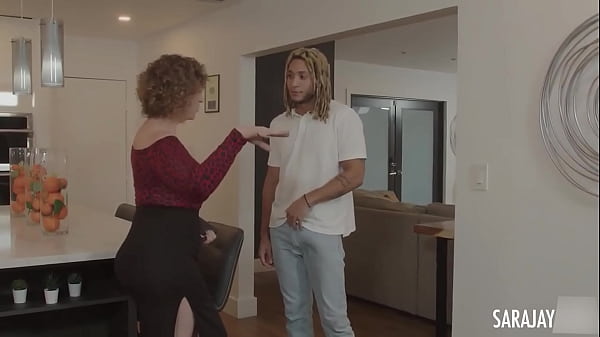 Image Prime Real Estate! Thick MILF Sara Jay Gets Dicked By Derek Savage!