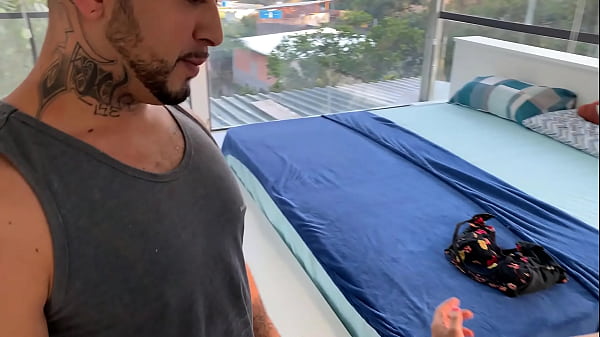 Image Fizemos uma brincadeira entre amigos e fui escolhido para transar com a morena gostosa (VIDEO COMPLETO XVIDEOS RED )