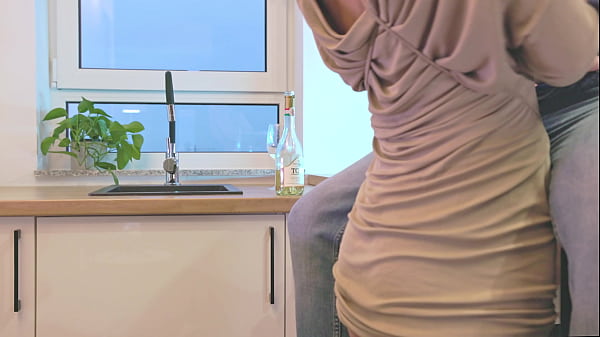 Image Quickie & Creampie in the Kitchen&ndash_ Raw Passion at Home!