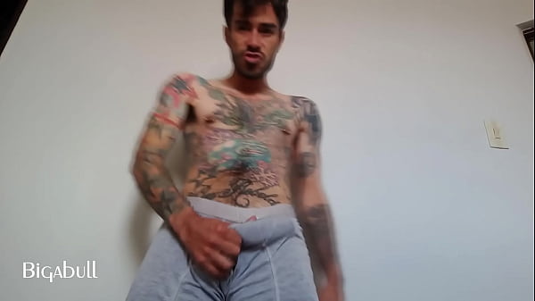 Image Masturbaci&oacute_n de macho con ganas de romper culos