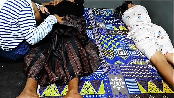 Image Adik Kandungku Ikut Menikmati Kontol Suamiku