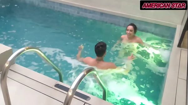 Image Levou a mulher pro motel pra relaxar, chegando l&aacute_ ela j&aacute_ queria brigar , mas depois de uma foda bem gostosa dentro da piscina ela ficou calminha