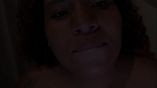 Image Sexo grupal com BBW brasileira casada