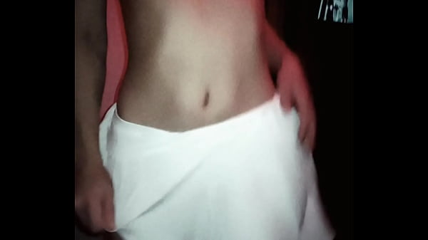 Image Mlad&aacute_ holka chce hr&aacute_t. Moc r&aacute_da sexu.