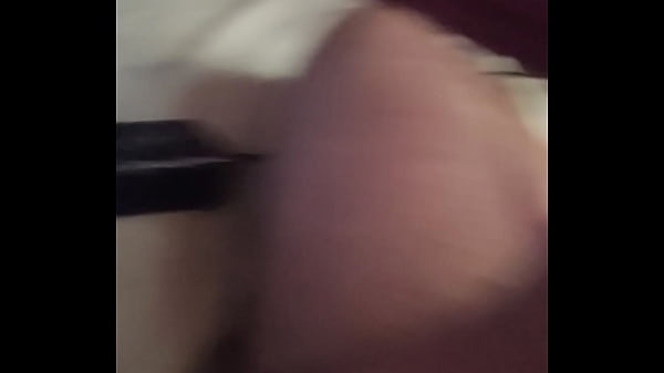 Image Ela me pediu gravei gozando pro cuzinho dela