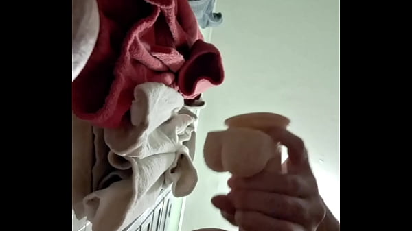 Image Masturbazione con dildo nel culo