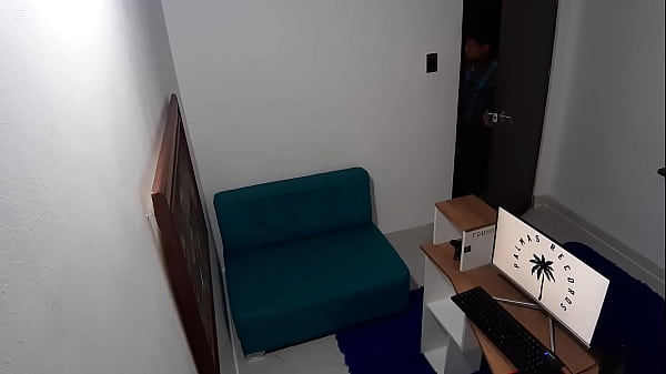 Image I fuck my secretary's tight pussy in the office