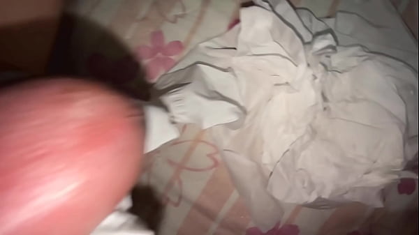Image Amateur Pink Pussy: 95 days after losing her virginity.