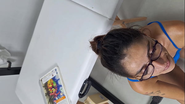 Image VAZOU v&iacute_deo da professora sendo fodida por aluno!