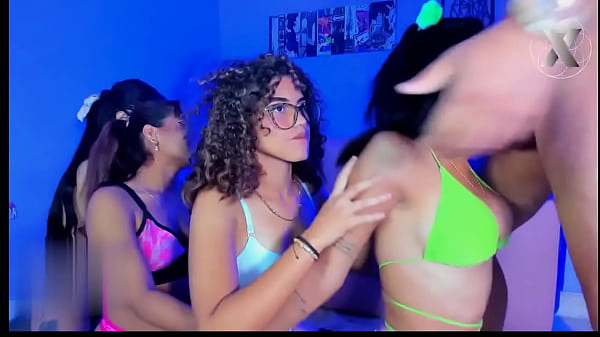 Image Teresa buries herself in the cock with the help of her friends holding her head