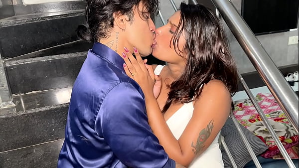 Image Boyfriend invited his girlfriend to the house
