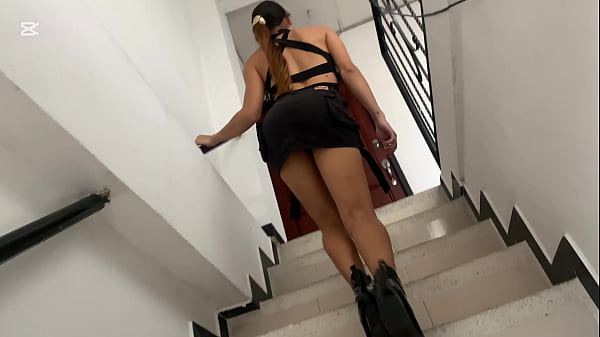Image Estrenamos el apartamento de mi novia con una mamada muy profunda