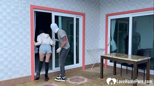 Image Stealing Turns Hot with a Fast Fuck in Neighbor&rsquo_s Place