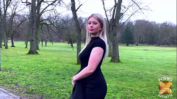 Image Georgia, coquine de 28 ans se fait poutrer violemment