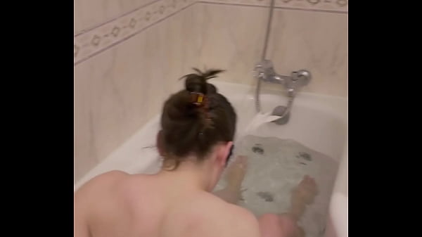 Image Jessica takes a bath ASMR