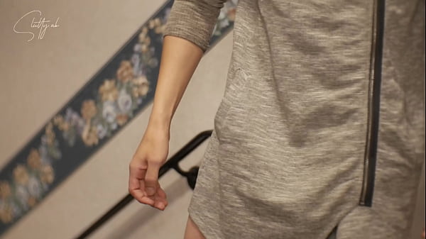 Image Arab Kuwaiti exhibitionist jerking off big white cock