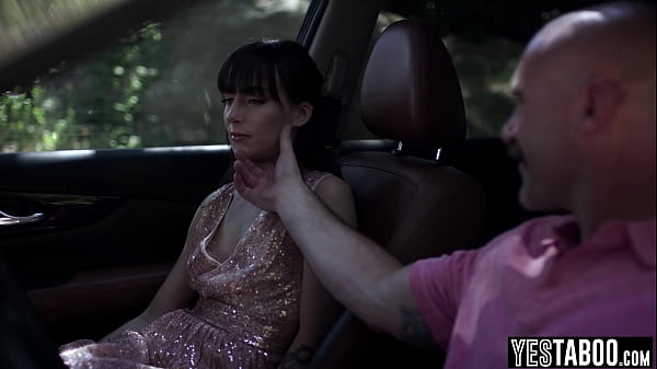 Image Suspicious stepfather fucks his stepsons big ass teen GF outdoors