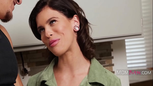 Image Step by Step, Lesson's Deep (stepmom) - Jesse Pony | MomBam