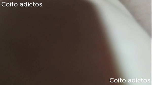 Image Le quer&iacute_a dar una sorpresa a mi esposo pero llego su mejor amigo antes!! (Casero real)