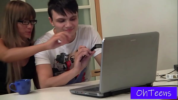 Image Anna and Sam Free Video