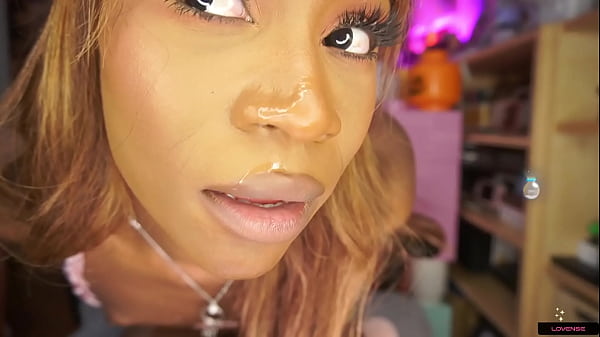 Image Vanniall is Pretty in Pink and Full of Cum