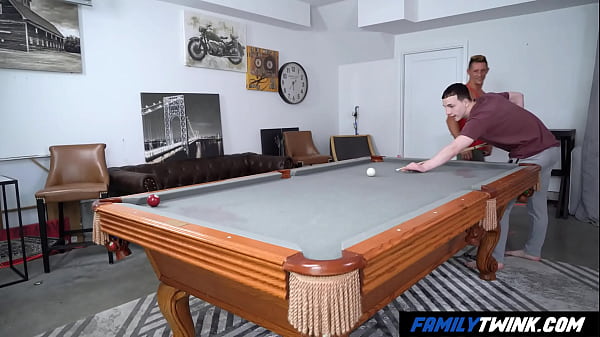 Image FamilyTwink - A Master Class of Billard with Step Daddy