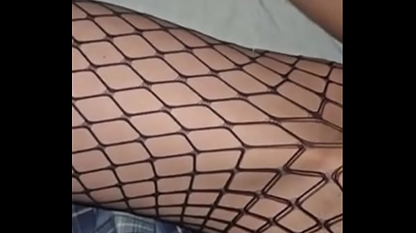 Image Delicate skinny gives me her body