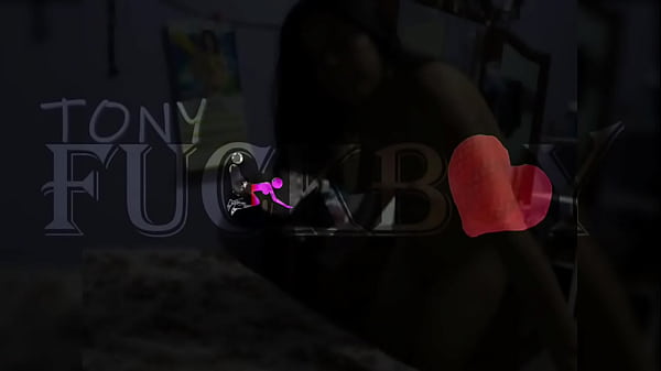 Image S&oacute_lo tenia que mirar como juega con su dildo nuevo, pero no pude resistirme y me la cog&iacute_ por el culo de perrito.