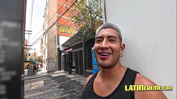 Image Cute Latino Twink Swayed In Subway- Alam Herrera ,Vic Gioz