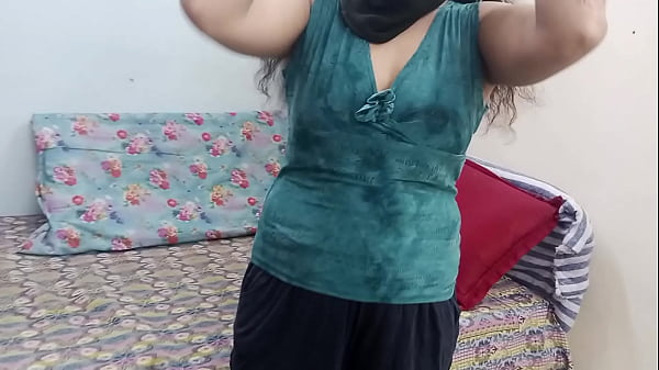 Image The step brother-in-law turned out to be crazy about the bhabhi's pussy, Debor Bhabhi ki chut ka dewanaa nikla