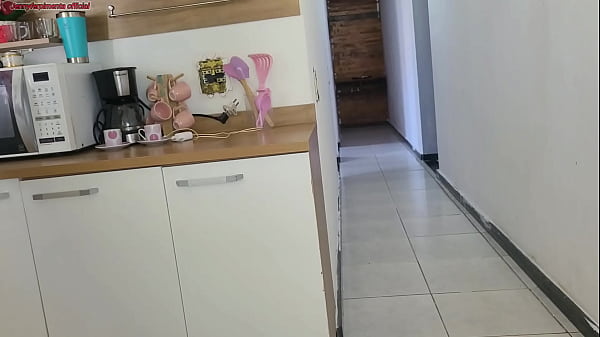 Image sexo arriscado, enquanto meu marido estava no banho transei com amigo dele, quase fomos pego.