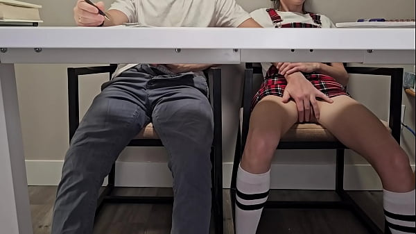 Image Students entertaining during boring lecture