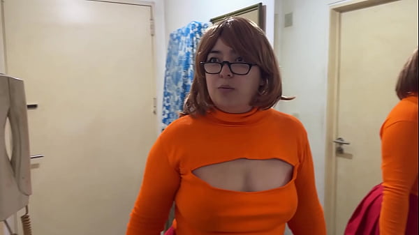 Image Vilma se mete en el lugar equivocado y termina siendo usada por dos monstruos sedientos de sexo