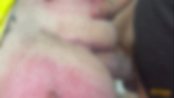 Image Fiquei sozinho em casa com meu padrasto e ele arrombou meu cuzinho (COMPLETO NO RED)