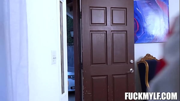 Image Charlie Valentine Sucks Bully Nick&rsquo_s Cock to Protect Her Son!