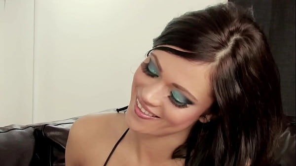 Image Alyssa milf make a blowjob