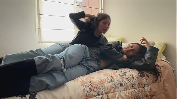 Image The two friends fuck in leather jackets